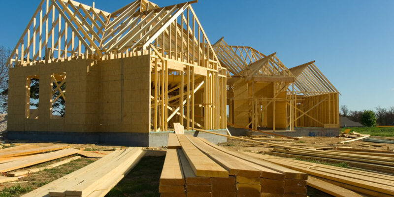 Luxury custom home builder in Scottsdale, Arizona working on-site